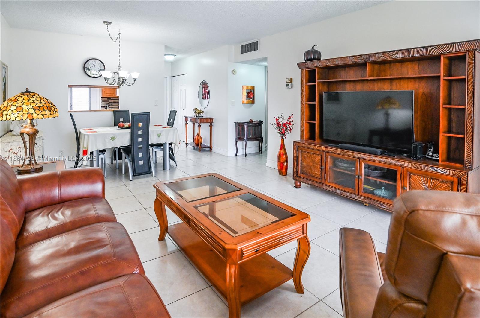 JARRET HALL CONDO - Residential