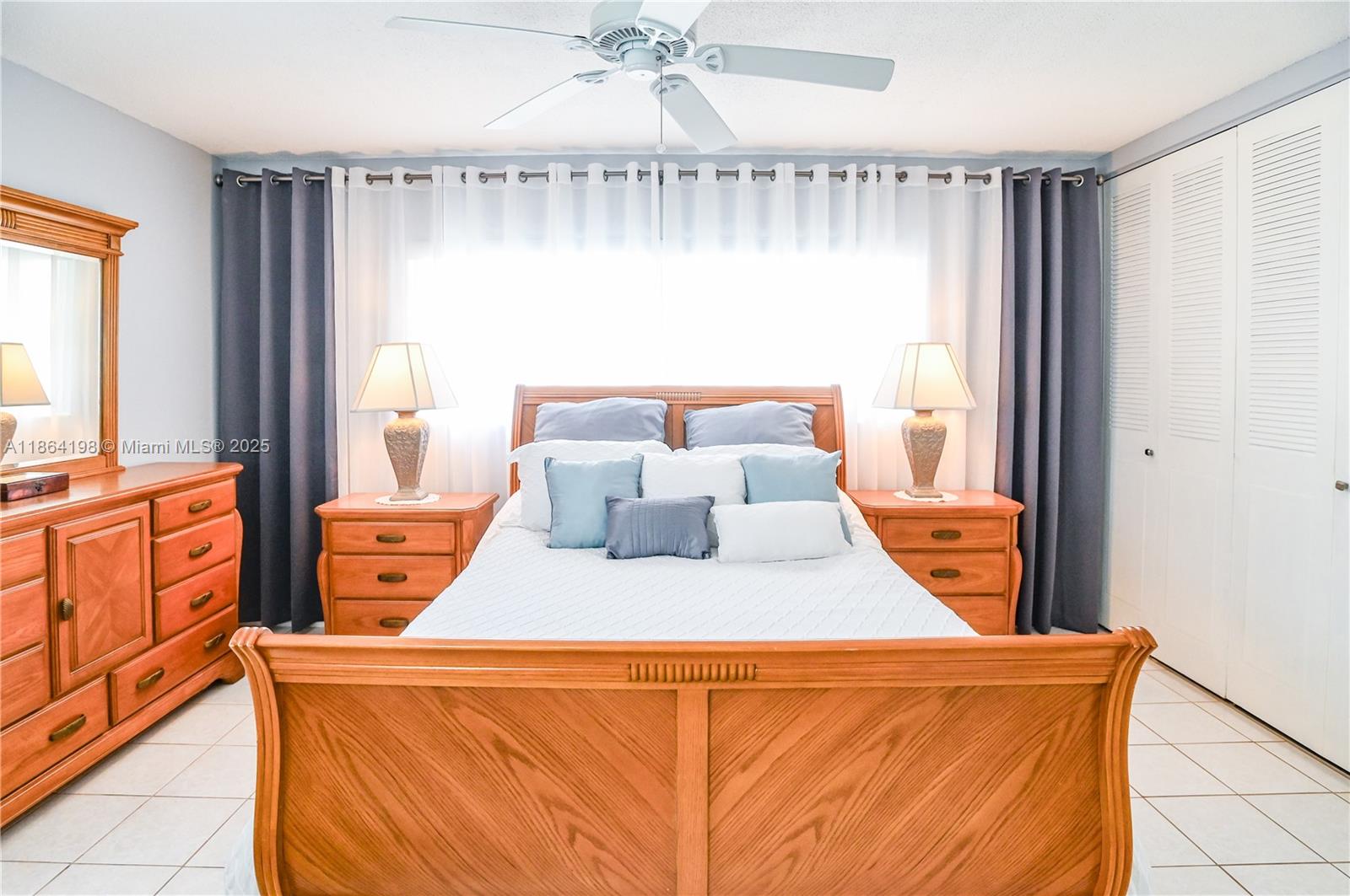 JARRET HALL CONDO - Residential