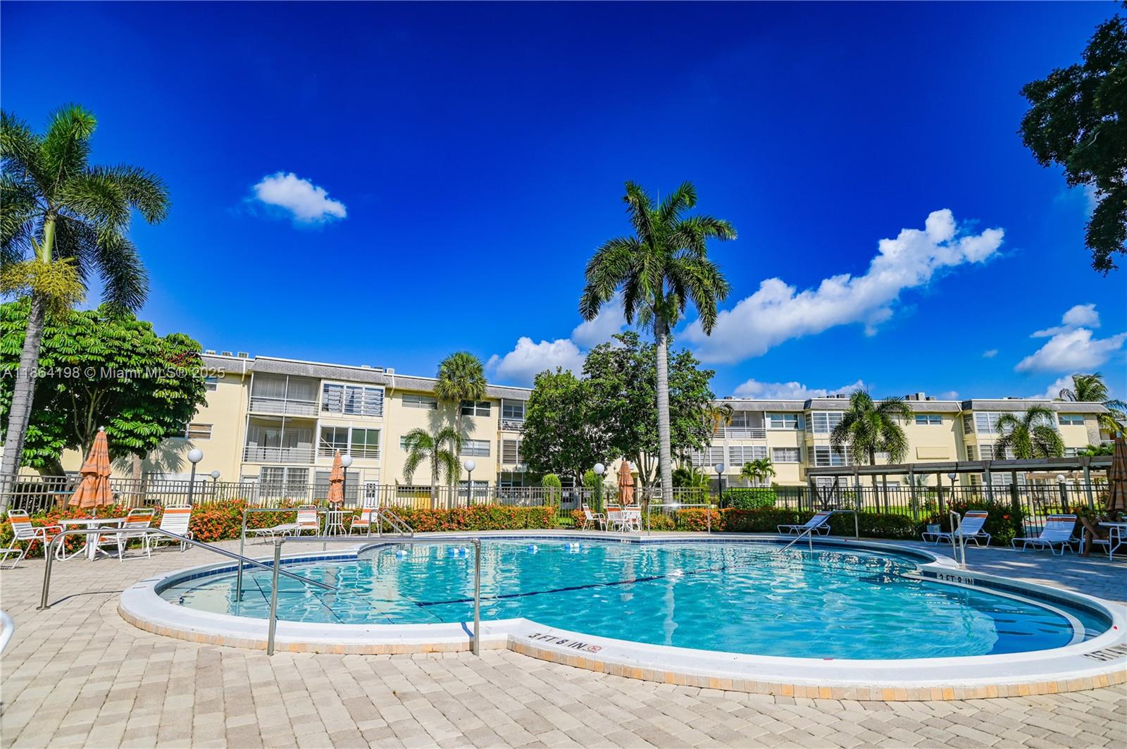 JARRET HALL CONDO - Residential