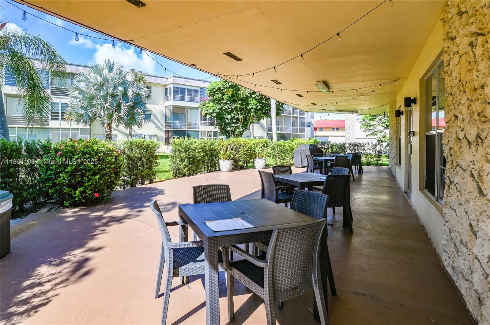 JARRET HALL CONDO - Residential