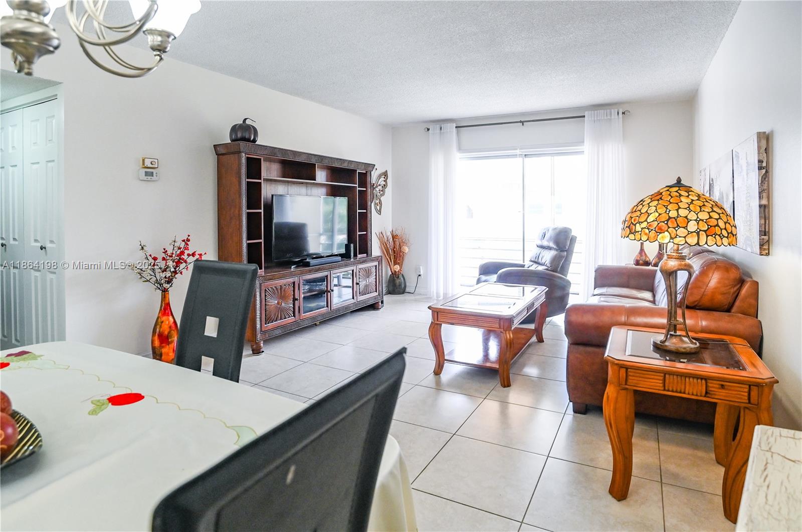 JARRET HALL CONDO - Residential