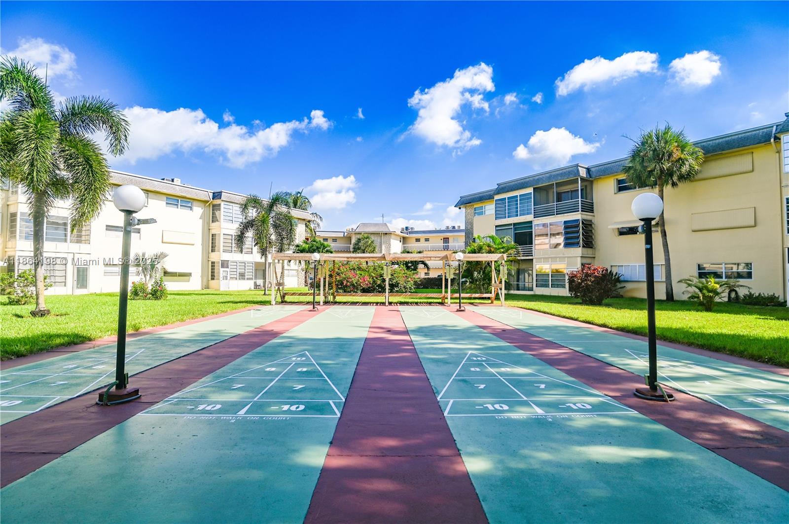 JARRET HALL CONDO - Residential