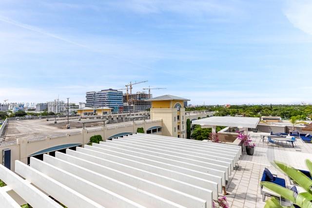 MIDBLOCK MIAMI CONDO - Residential