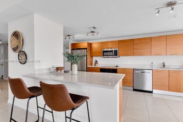 MIDBLOCK MIAMI CONDO - Residential