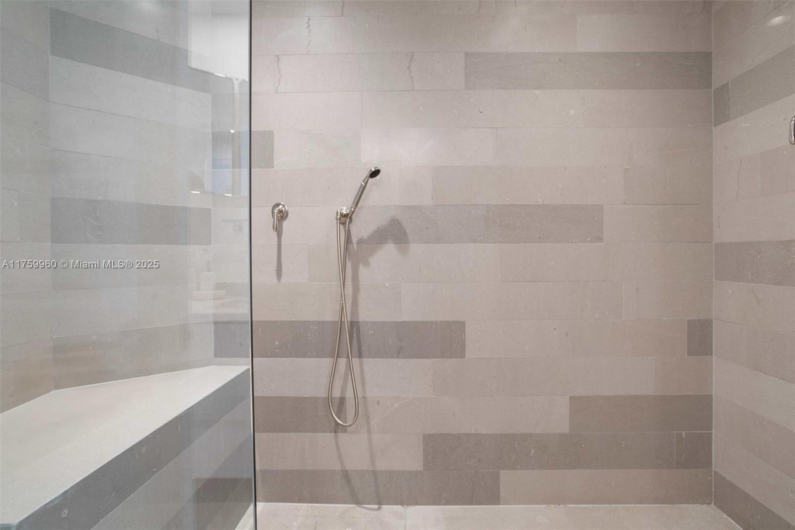 GRAND BAY RESIDENCES COND - Residential