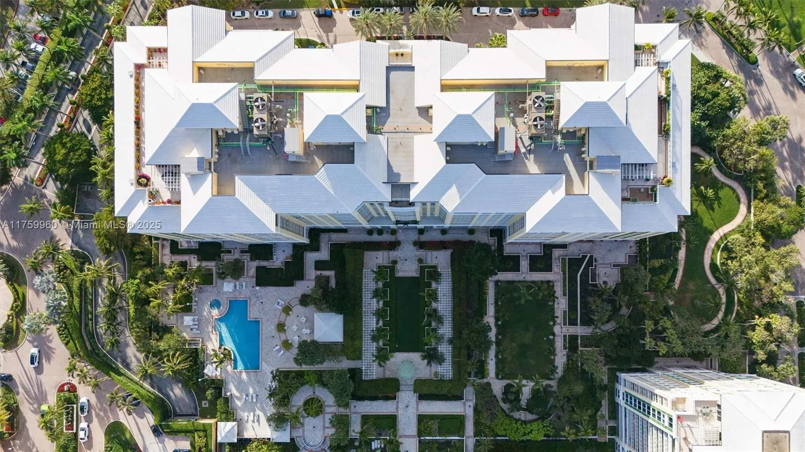 Key Biscayne, Florida 33149, United States, 3 Bedrooms Bedrooms, ,4 BathroomsBathrooms,Residential,Active,85828