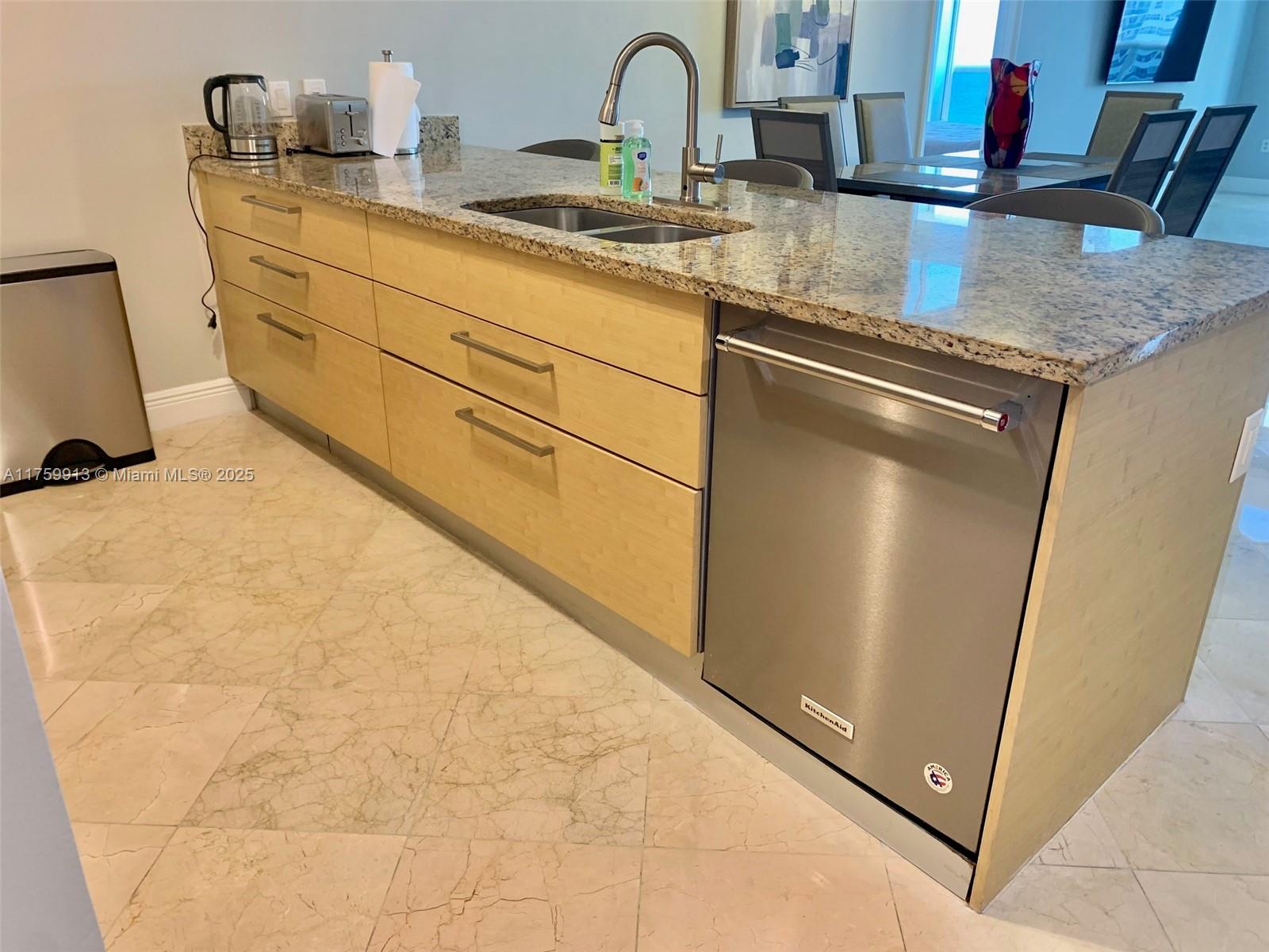 BEACH CLUB TWO CONDO - Residential Lease