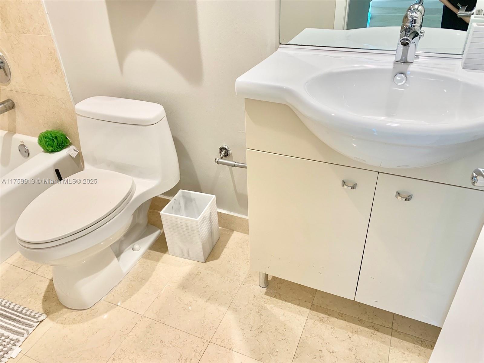 BEACH CLUB TWO CONDO - Residential Lease