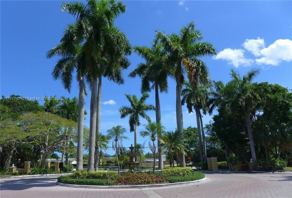 Photo of Pompano Beach, FL 33069 (MLS # A11737740)