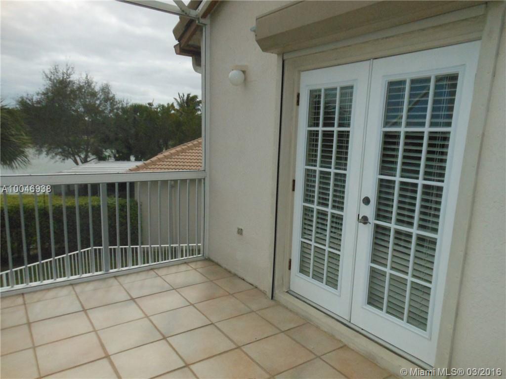 GROVE PLACE - Residential