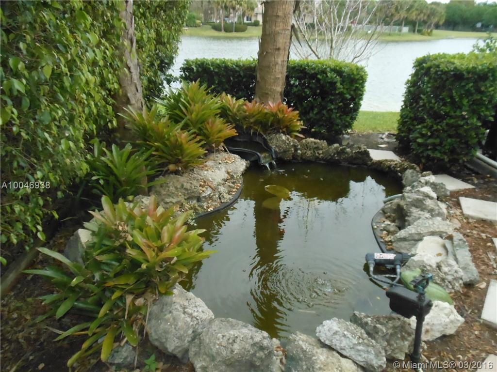 GROVE PLACE - Residential