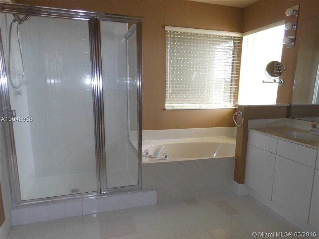 GROVE PLACE - Residential