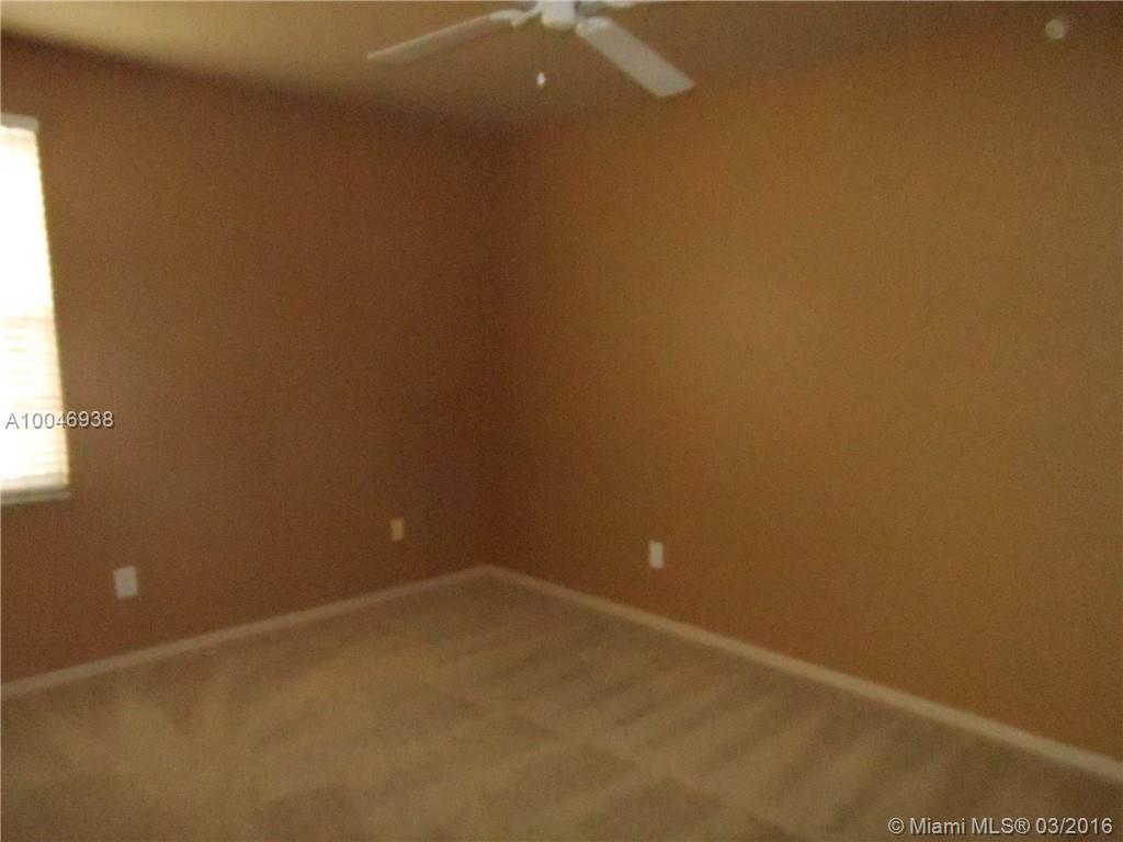 GROVE PLACE - Residential