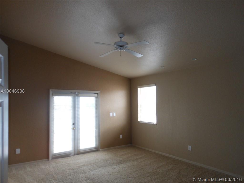 GROVE PLACE - Residential