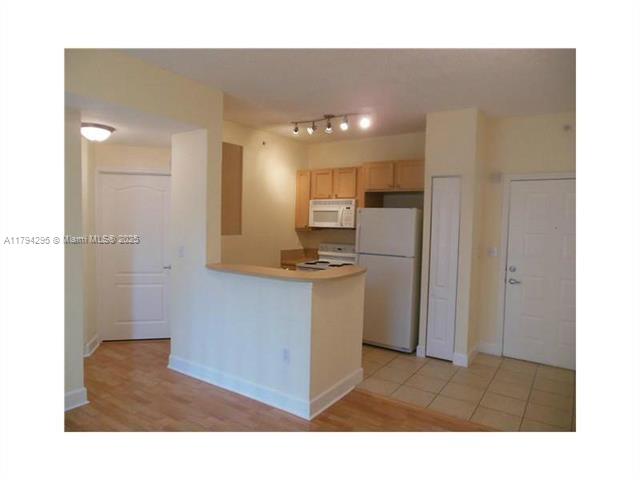 Address Not Disclosed, South Miami, Miami-Dade County, Florida - 1 Bedrooms  
1 Bathrooms - 