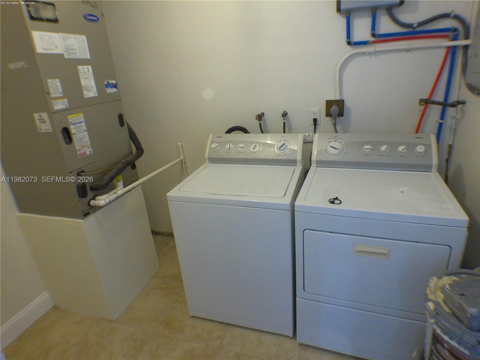 VERA VILLAS 2ND SEC - Residential