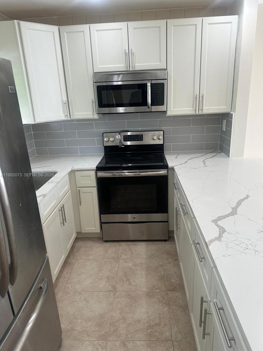 VERA VILLAS 2ND SEC - Residential