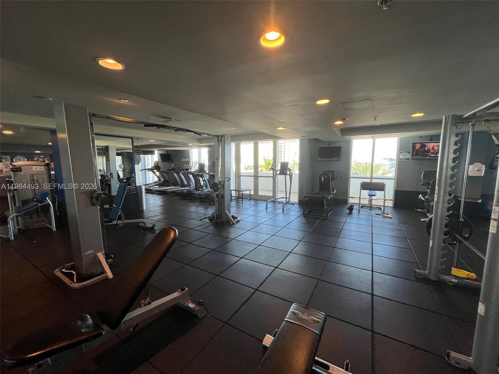 360 CONDO B - Residential