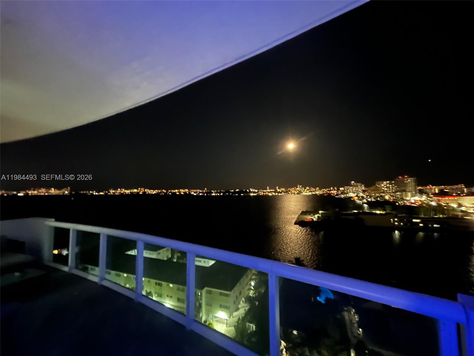 360 CONDO B - Residential