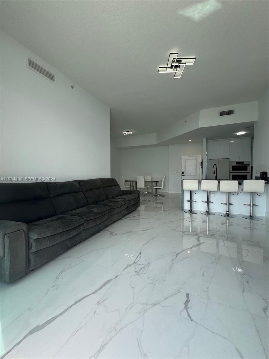 360 CONDO B - Residential