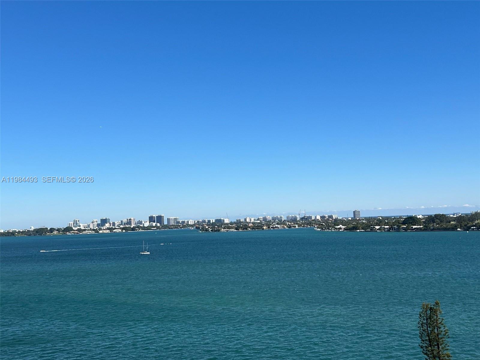 360 CONDO B - Residential