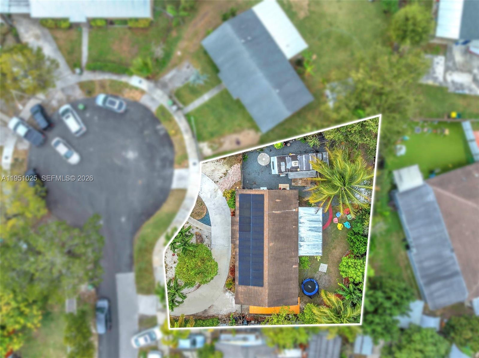 AVOCADO VILLAS - Residential