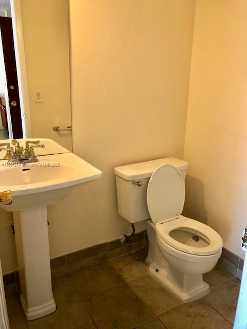 CRESTVIEW TOWERS CONDO - Residential Lease