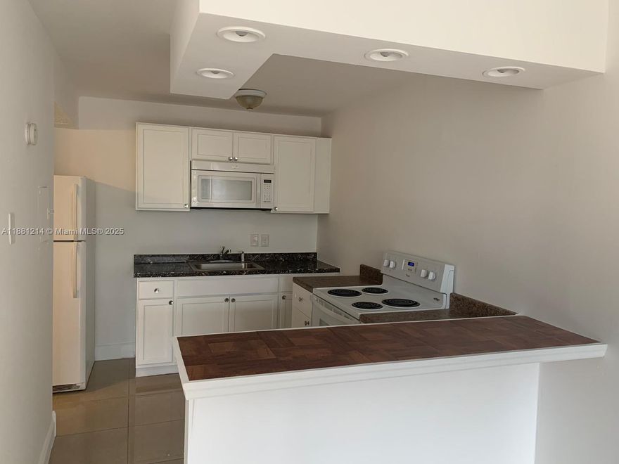 Spacious 1 bedroom/1.5 bath unit in the heart of NMB. All tile floors, well maintained unit featuring an open kitchen. Amazing location, 2 min to US 1, 5 minutes to the beaches, 10 min to Aventura mall and easy access to major expressways. Building has just reopened and is undergoing some repairs. Pool is not open yet.