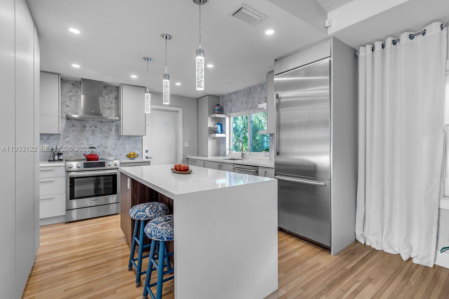 CORAL GABLES GRANADA SEC - Residential