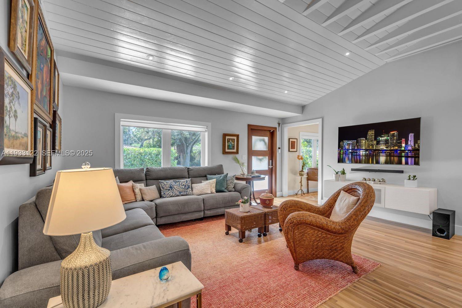 CORAL GABLES GRANADA SEC - Residential