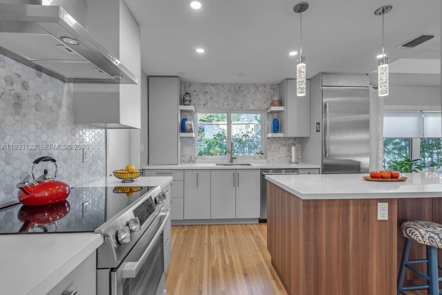 CORAL GABLES GRANADA SEC - Residential