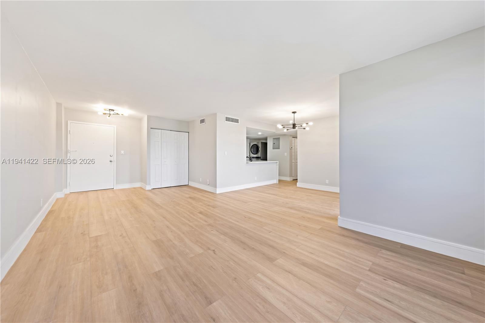 PLAZA 15 CONDO - Residential Lease