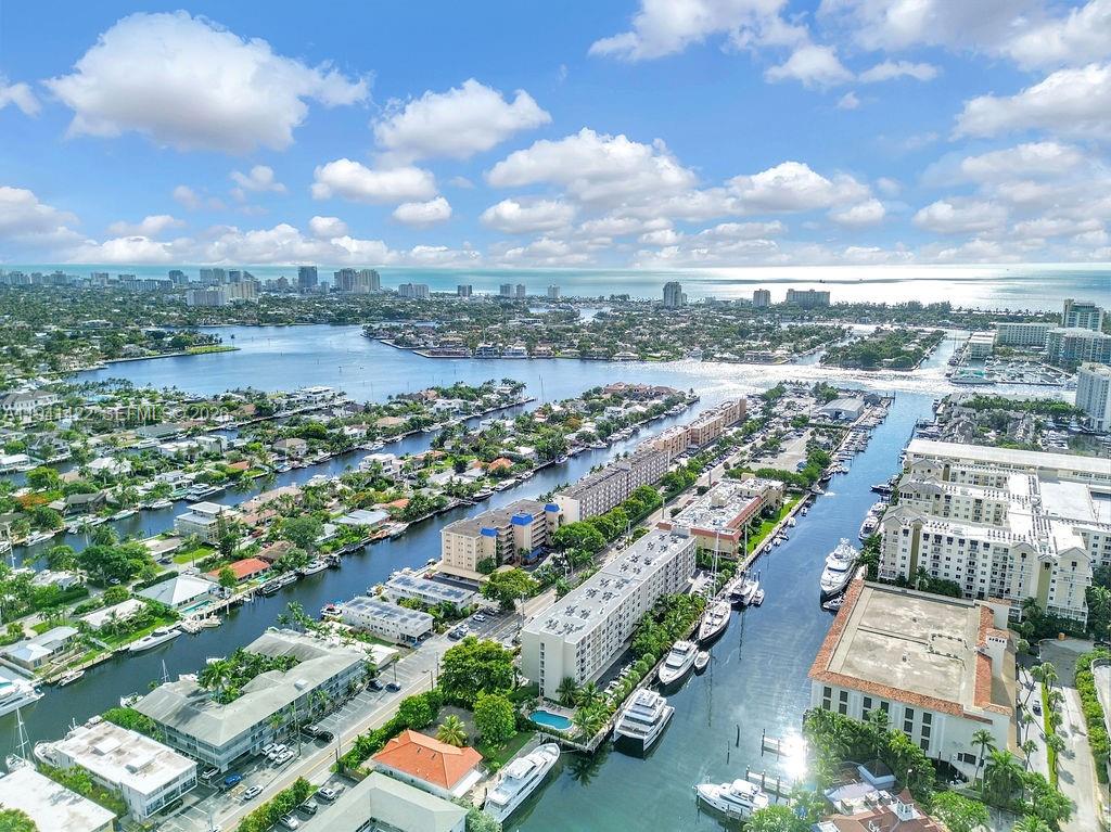 PLAZA 15 CONDO - Residential Lease