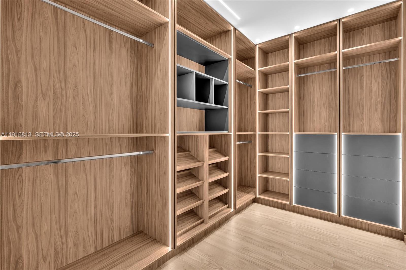 CITRUS PARK - Residential