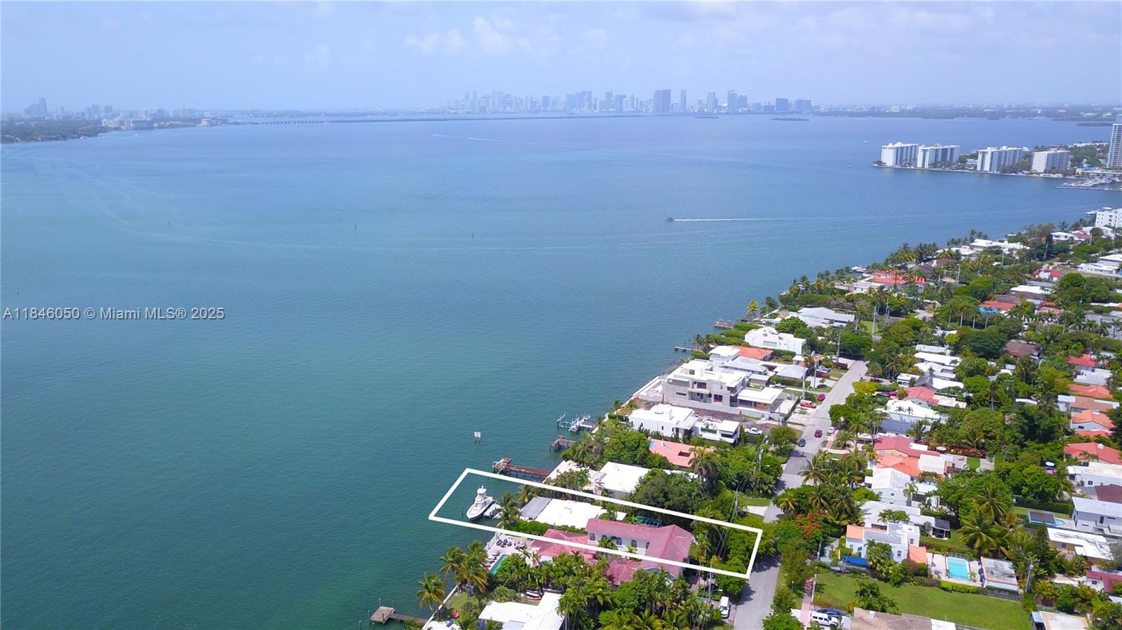 1560 Bay Dr