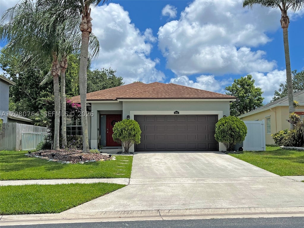 Photo of 6384 Lansdowne Cir, Boynton Beach, FL 33472 (MLS # A12080764)