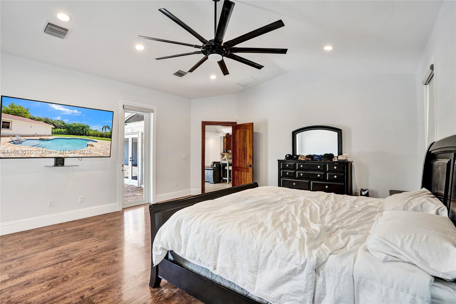 Pine Tree Estates - Residential