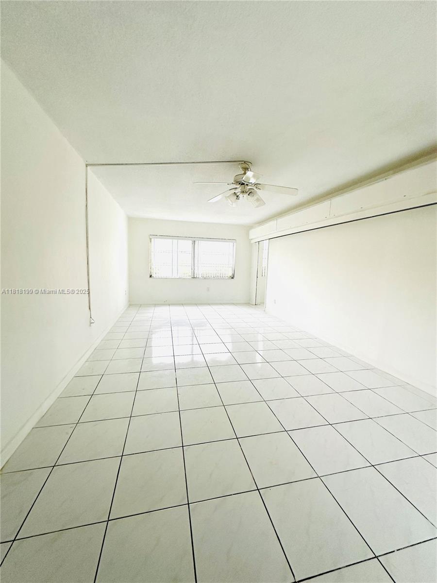 2825 Ne 201 St Ter M113, Aventura, Miami-Dade County, Florida - 2 Bedrooms  
2 Bathrooms - 
