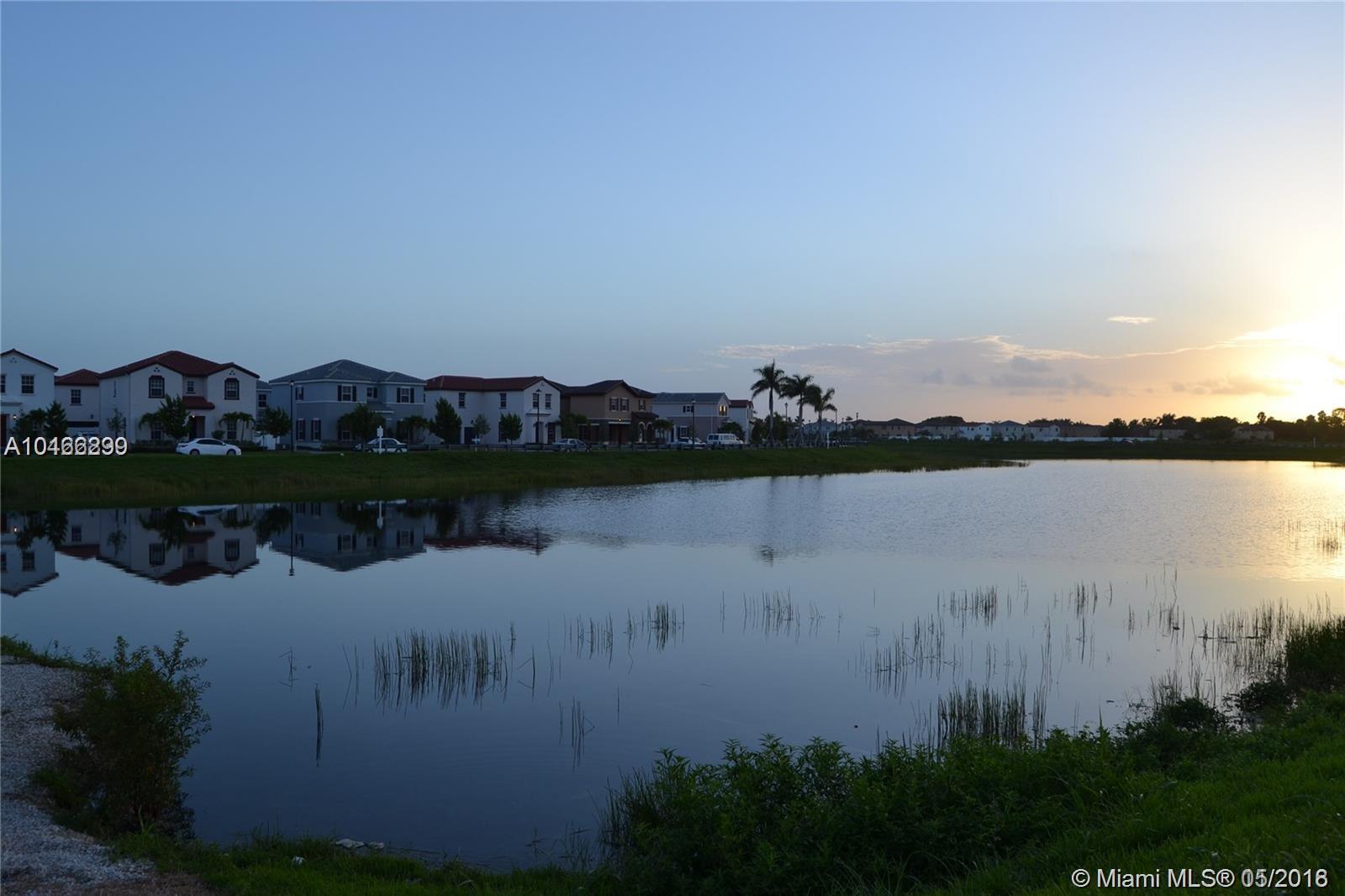 KENDALL COMMONS TOWNHOMES - Residential Lease