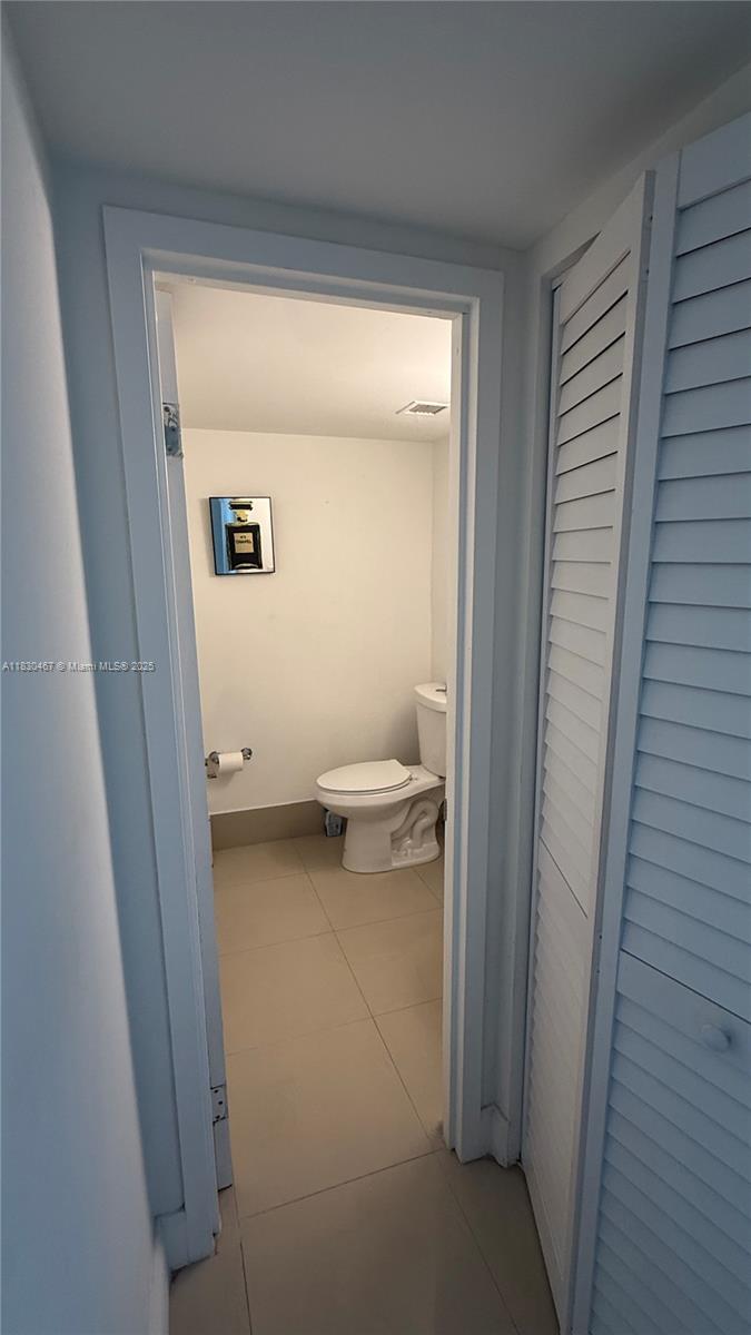 Recently renovated condo for sale in the North Miami Beach area with beautiful lake/water views. New quartz countertop kitchen and appliances, tiled floors, hurricane impact windows/doors, and updated full bathroom. Enjoy easy access to all retail, 826-E, Biscayne Blvd, Sunny Isles, and Aventura which are minutes away. Gated community in a calm and peaceful neighborhood. This hidden Gem is a Must-see!!