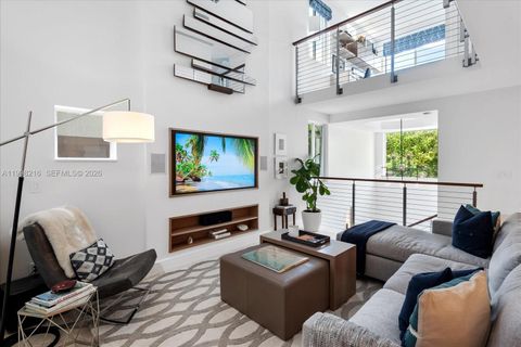 145 Jefferson Ave 419 Miami Beach FL 33139