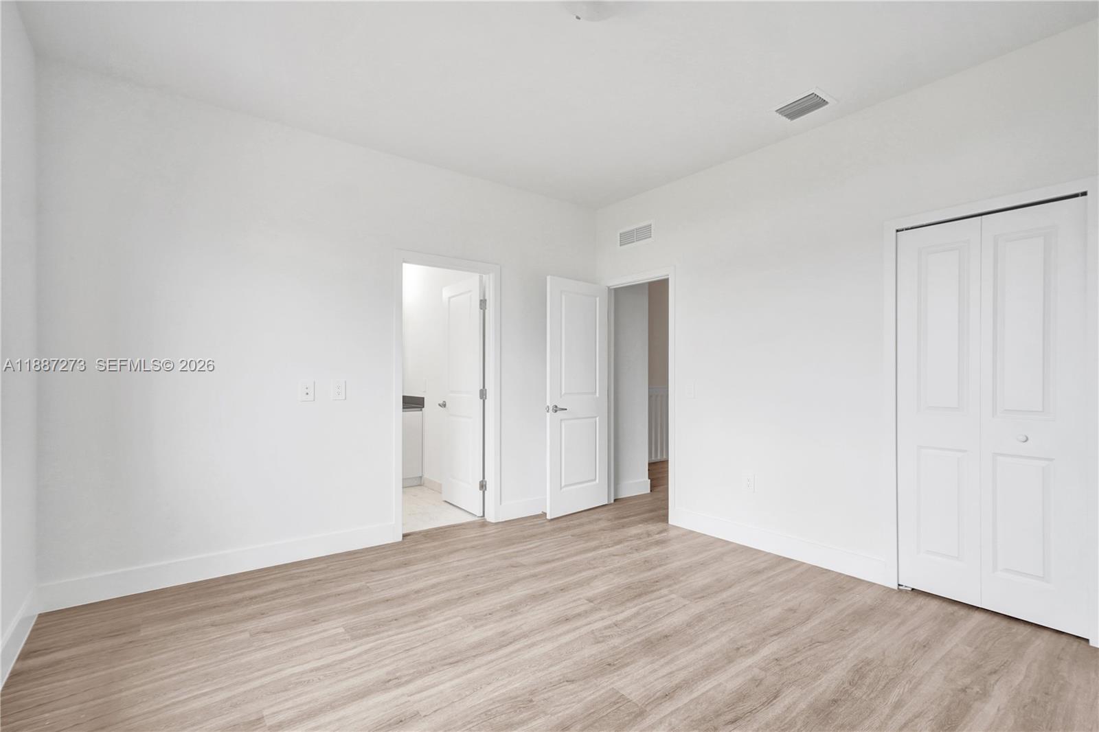 CENTURY PARK SQUARE - Residential