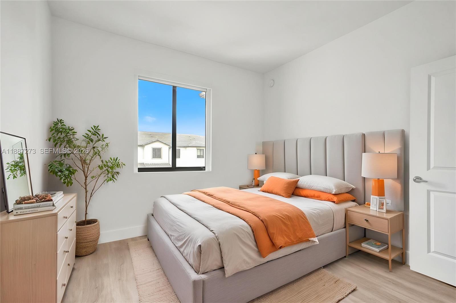 CENTURY PARK SQUARE - Residential