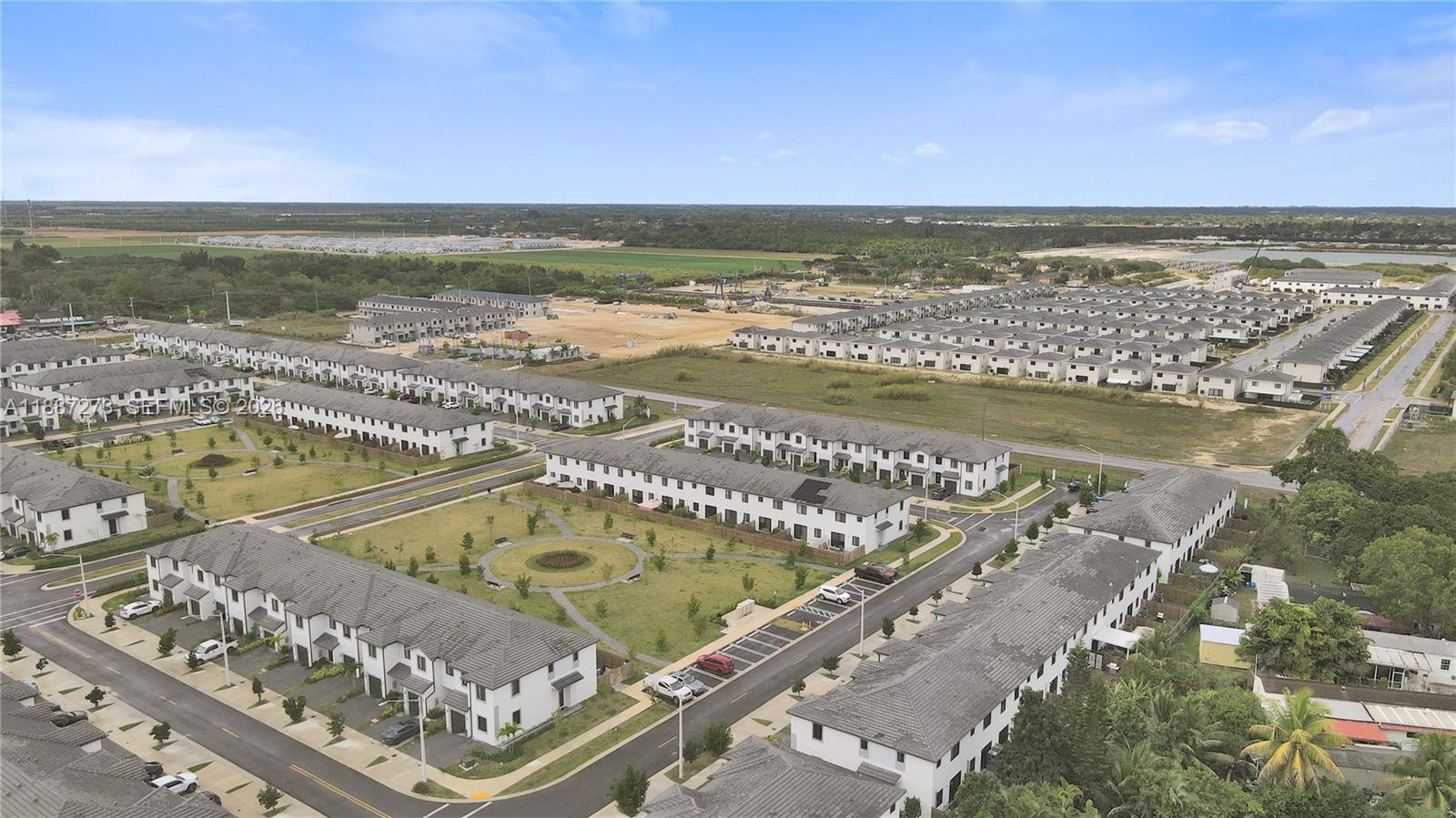 CENTURY PARK SQUARE - Residential