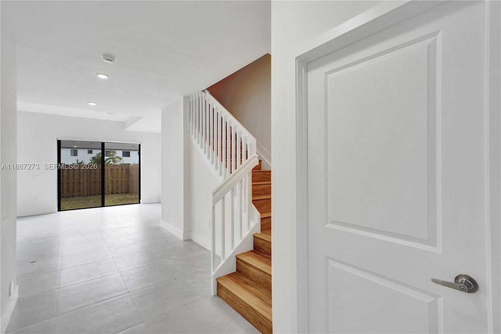 CENTURY PARK SQUARE - Residential