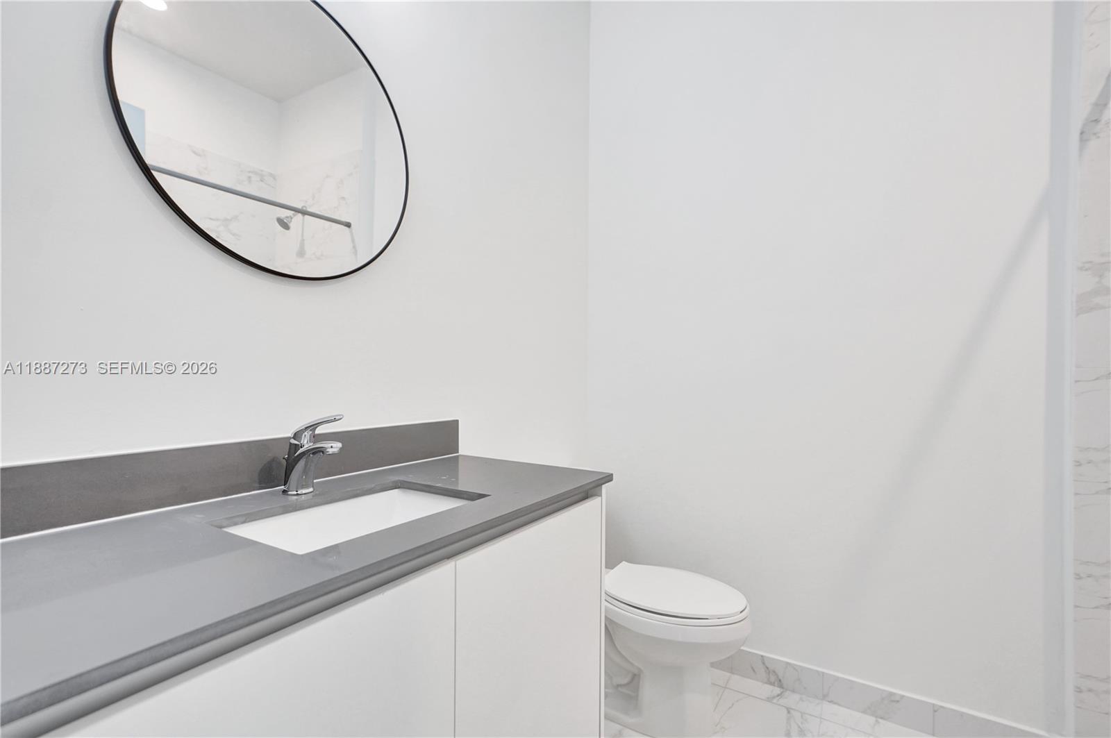 CENTURY PARK SQUARE - Residential