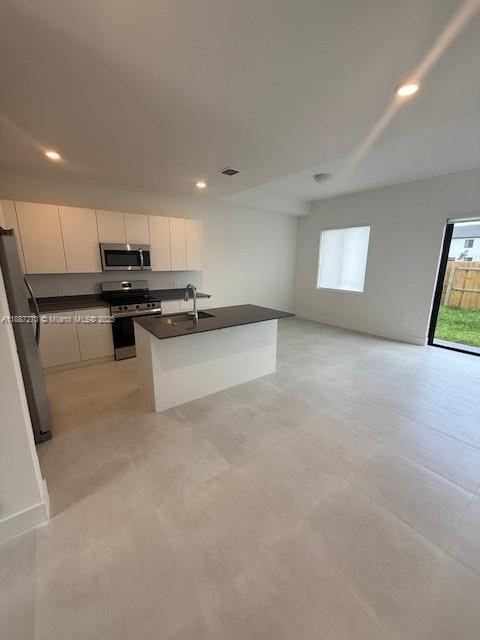 CENTURY PARK SQUARE - Residential