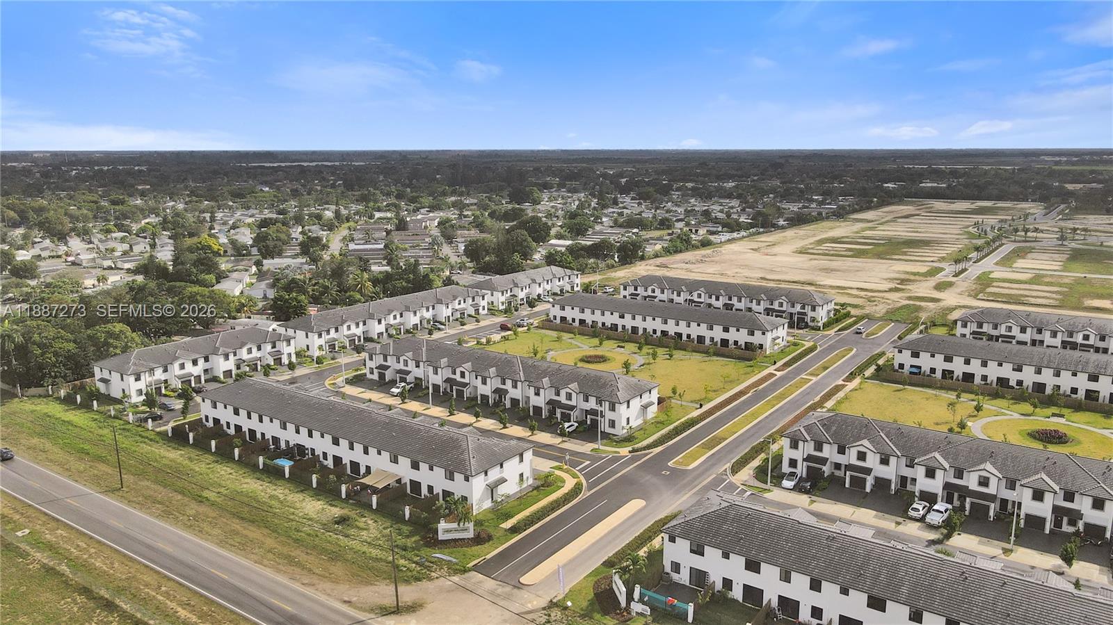 CENTURY PARK SQUARE - Residential