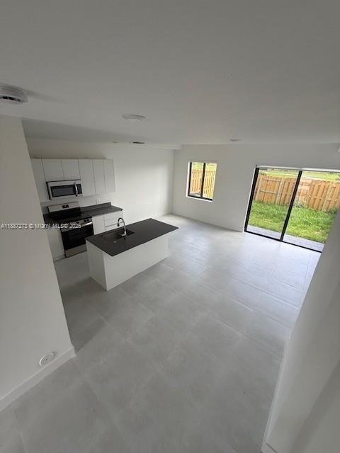 CENTURY PARK SQUARE - Residential