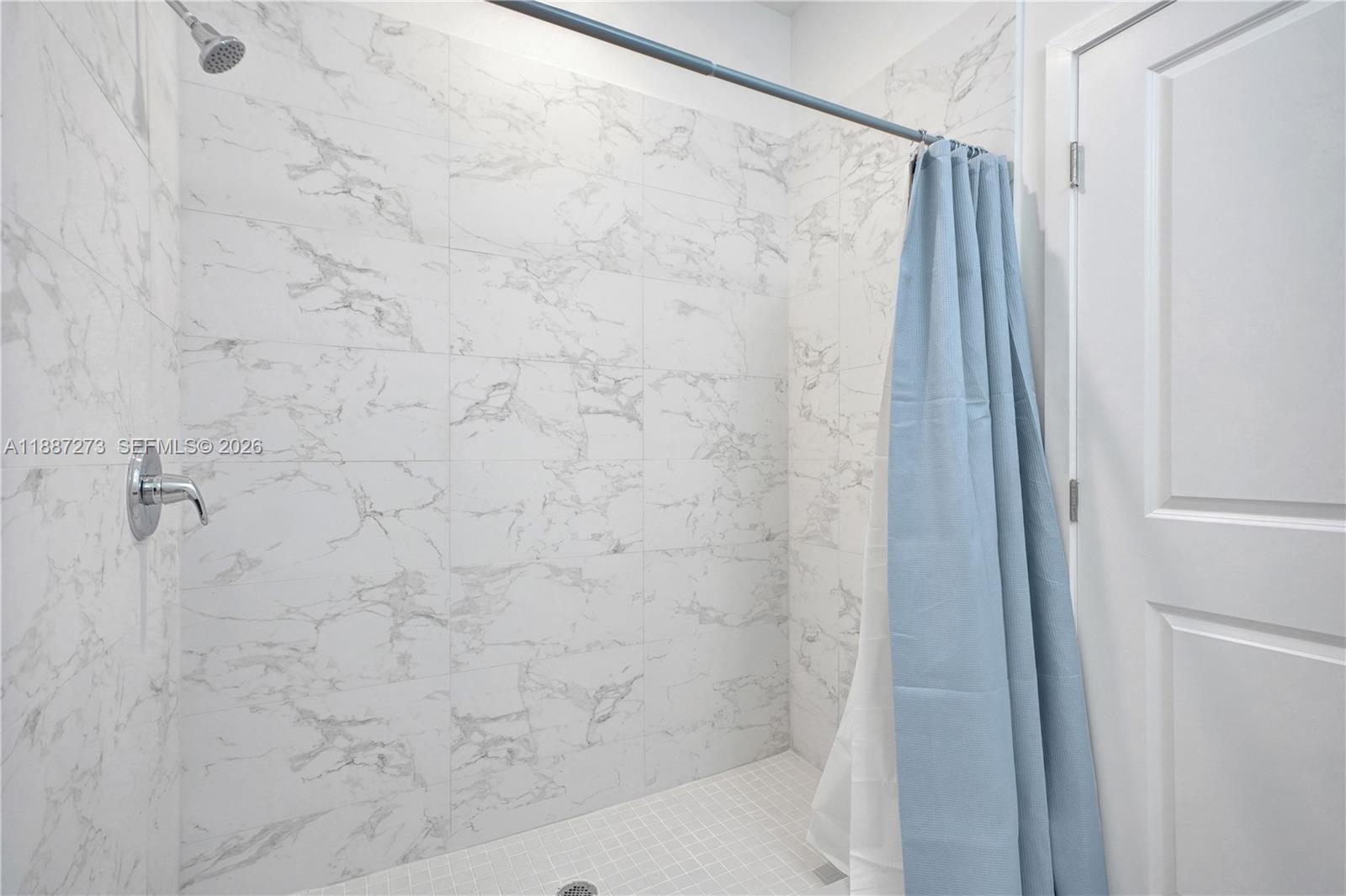 CENTURY PARK SQUARE - Residential